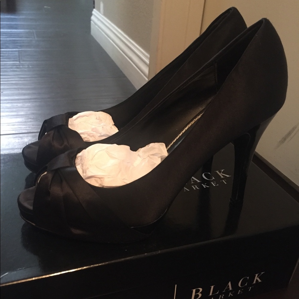 Ray black heel